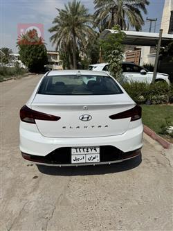 هیوندای ئەلەنترا